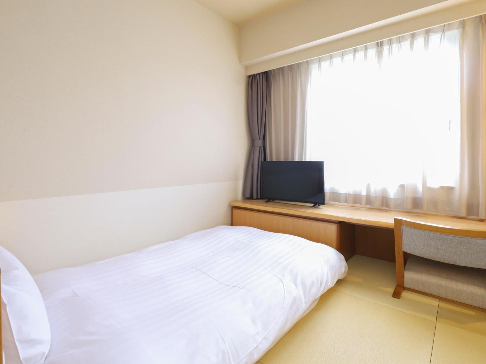 ドーミーイン津 津市 エクステリア 写真